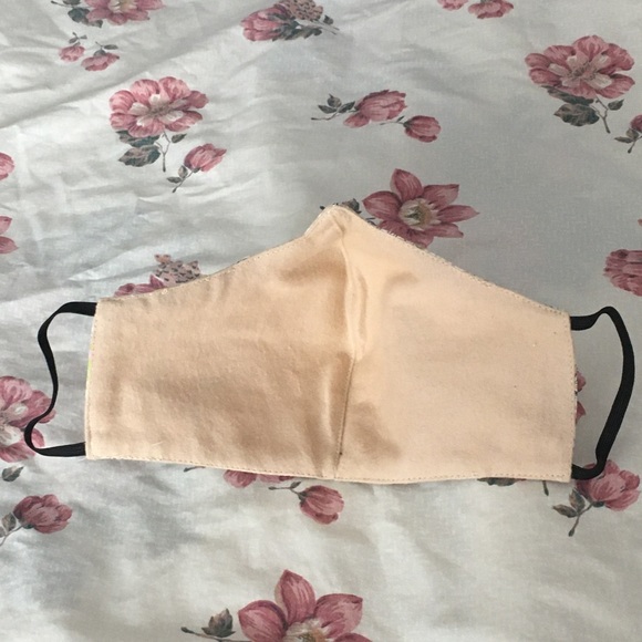 Bold flowers! Bright beauty, quality face mask - Picture 4 of 5